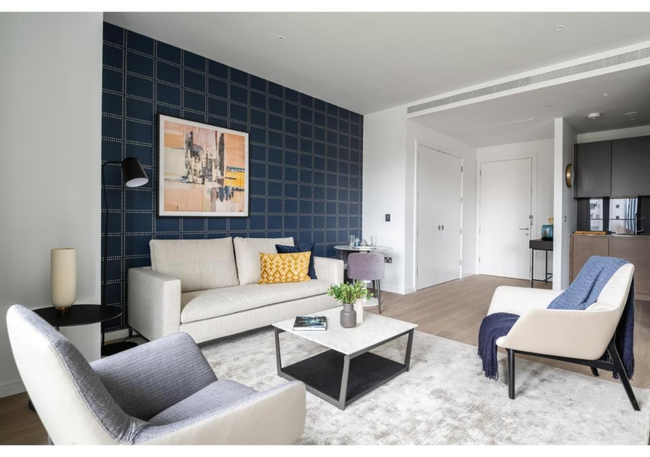 Elegant And Modern In Canary Wharf Right Next To Thames Londra